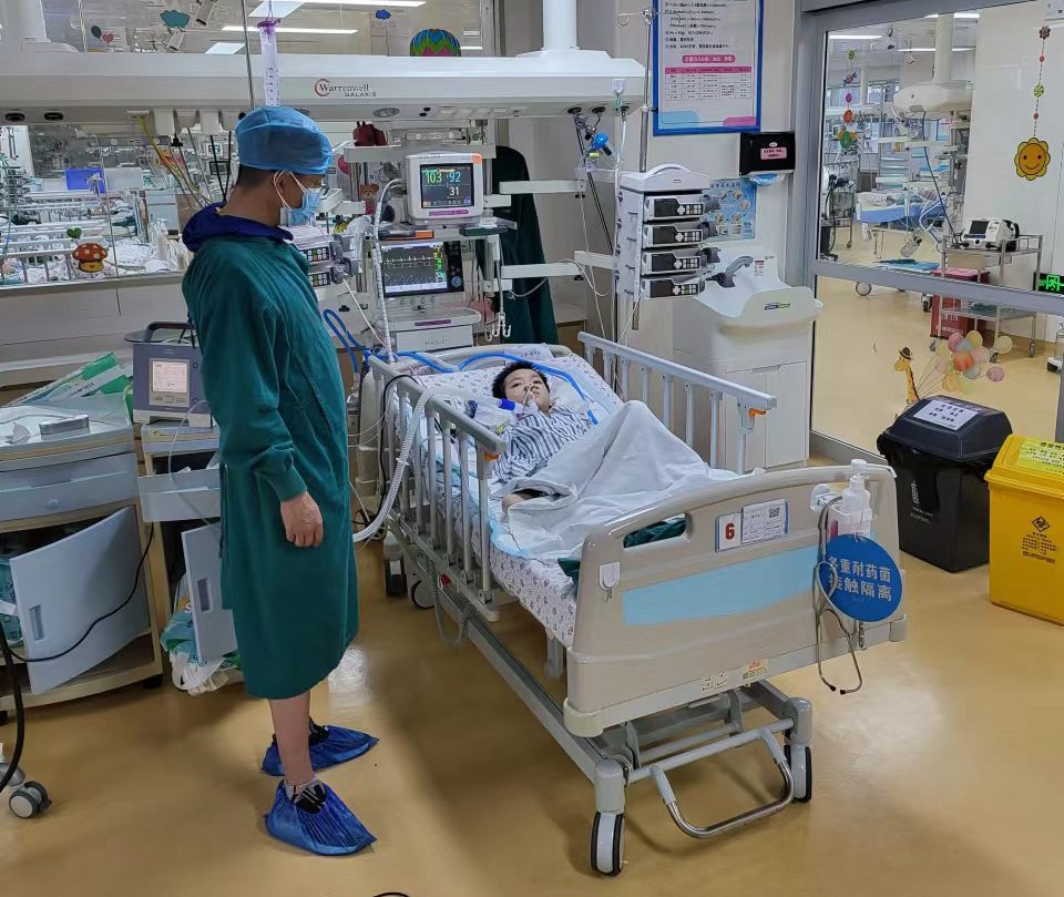 方城县跨省救护车出租公司